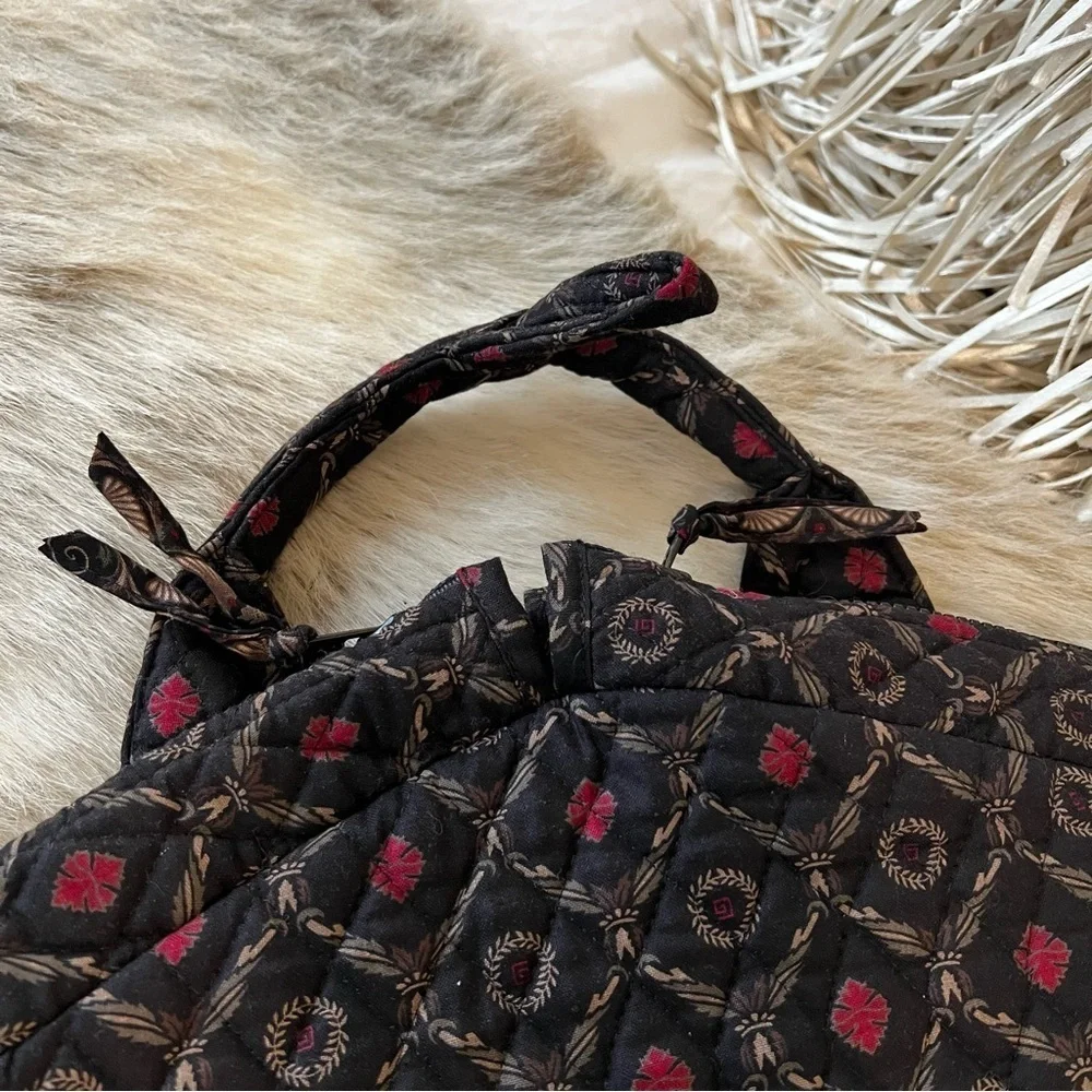 Vintage VERA BRADLEY Laurel 1997 Garment Bag Black Red Floral Travel Quilted USA